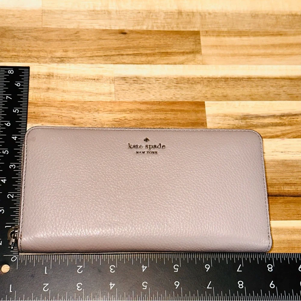 Kate Spade - Jackson large continental wallet in softtaupe (sorta gray/beige)